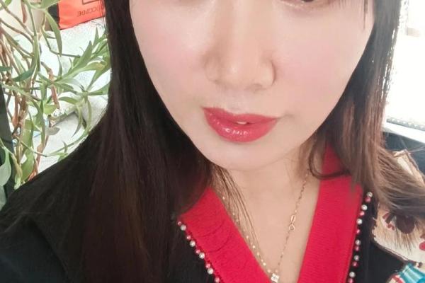 揭秘花姐命格:她们背后的智慧与魅力 揭秘花姐命格:她们背后的智慧与魅力