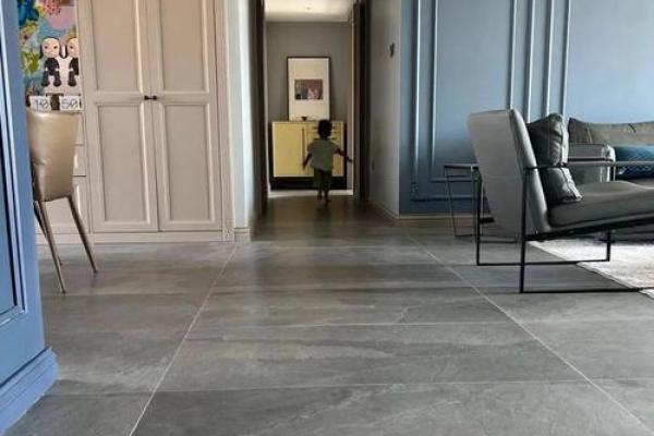 木命人的地板砖选择：颜色与风水的完美结合