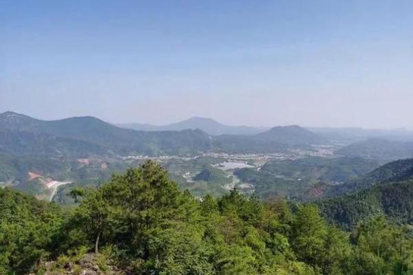 如何选择适合逝者的山水葬地:让安息之地与命运相承 如何选择适合逝者的山水葬地:让安息之地与命运相承