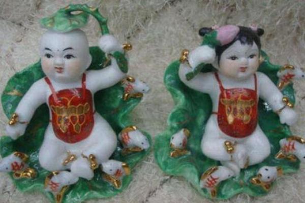 家庭爱与童子命:那些女性背后的故事与人生选择 家庭爱与童子命:那些女性背后的故事与人生选择