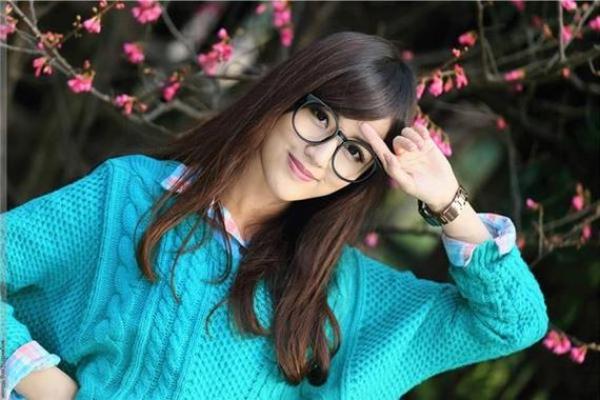 女子属羊的命运解析:温柔与坚韧并存的人生旅程 女子属羊的命运解析:温柔与坚韧并存的人生旅程