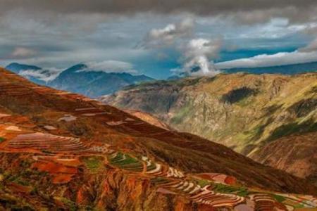 什么石头代表五行土命？探寻大地的能量与美丽