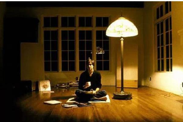 乔布斯的决策背后:到底是什么让他痴迷生死? 乔布斯的决策背后:到底是什么让他痴迷生死?