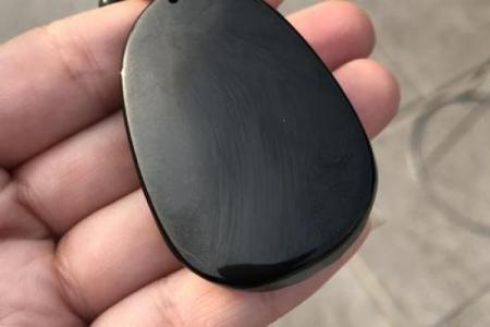 七杀格女命的克星与护身石：佩戴这些石头让你更自信！