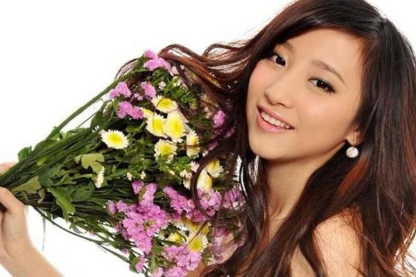 命中注定：八字女命的幸福密码与解析