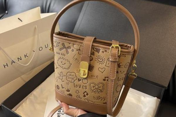 木命之人适合的包包颜色,助力运势提升! 木命之人适合的包包颜色,助力运势提升!