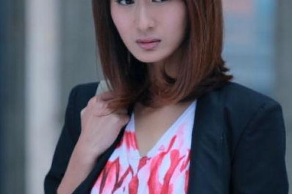 壬子日女命解读:水之灵秀与命运的交响曲 壬子日女命解读:水之灵秀与命运的交响曲