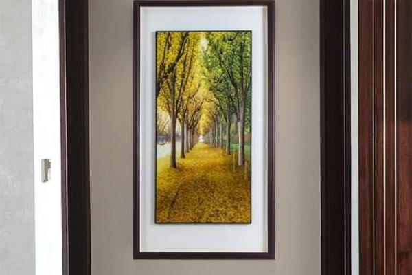 木命的人适合什么玄关画，让你的家居风水更和谐！