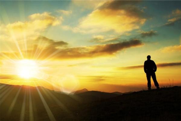 什么是和尚命与尼姑命:探索独特的命运观念与心灵修行之路 什么是和尚命与尼姑命:探索独特的命运观念与心灵修行之路