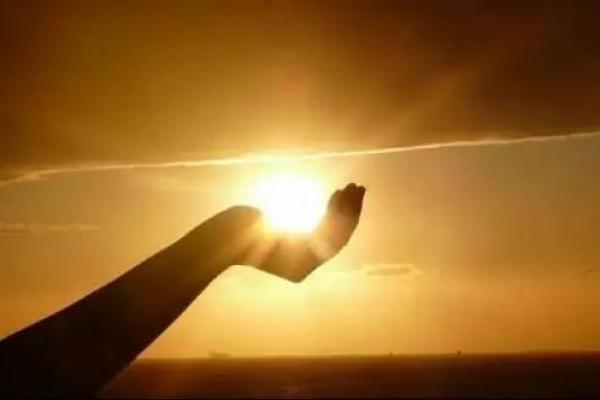 深探“童子命”的奥秘：灵魂与命运的交织