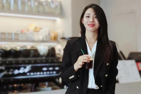 什么样的女人中年发财命:成功与财富的秘密 什么样的女人中年发财命:成功与财富的秘密