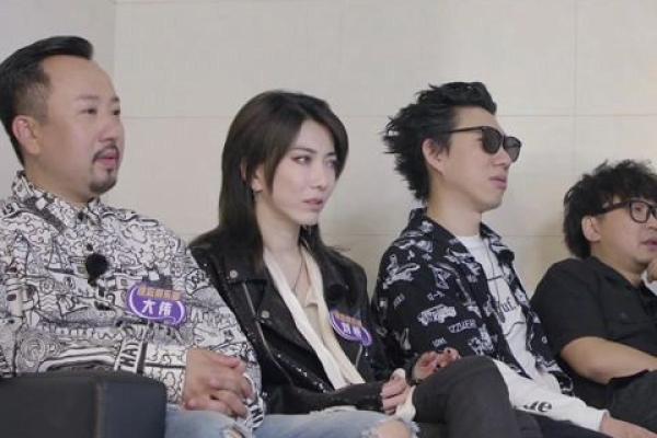 《拼命遗忘，却依然无法释怀的爱》