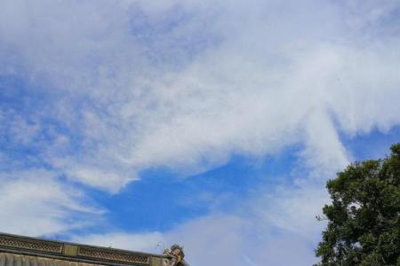 属马人在八月初五的命理分析与生活指南