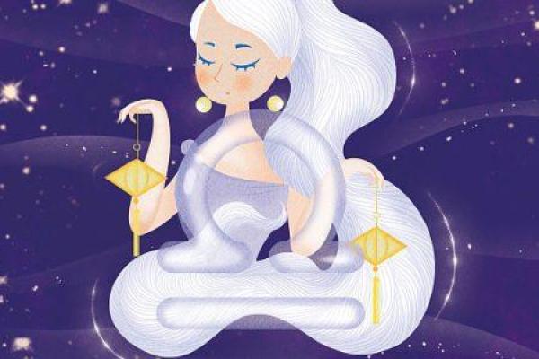 生肖蛇金命人的穿衣秘籍:优雅与气质并存的时尚选择 生肖蛇金命人的穿衣秘籍:优雅与气质并存的时尚选择