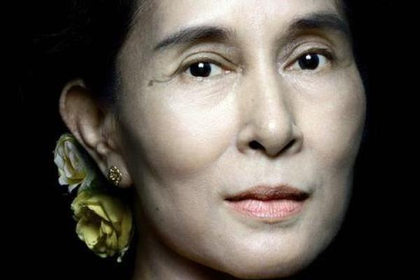 手机算命中的天鹅命：揭开命运的神秘面纱