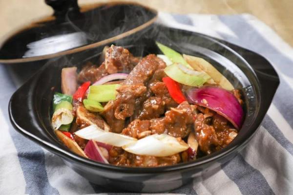 沙画中的食神:探寻美食文化的灵魂与艺术之交融 沙画中的食神:探寻美食文化的灵魂与艺术之交融