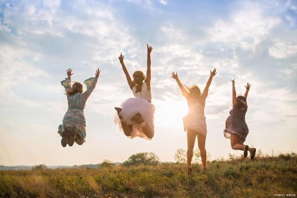 壬戌日女命的最佳姻缘：与何人携手共度人生？