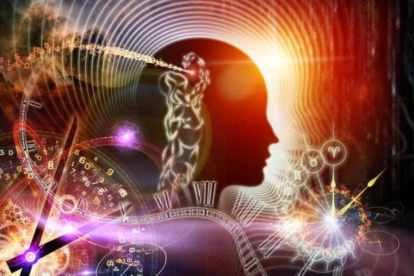 解读命理中的火元素:四柱中带火的深意与人生启迪 解读命理中的火元素:四柱中带火的深意与人生启迪