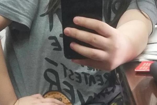 手小手指细短的男人:探索命运的多样性与美好人生 手小手指细短的男人:探索命运的多样性与美好人生