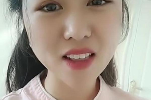 手背小酒窝的命运:这些你不知道的秘密 手背小酒窝的命运:这些你不知道的秘密