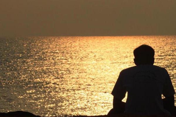 女儿扎根寺庙:藏在心底的信念与和谐之美 女儿扎根寺庙:藏在心底的信念与和谐之美