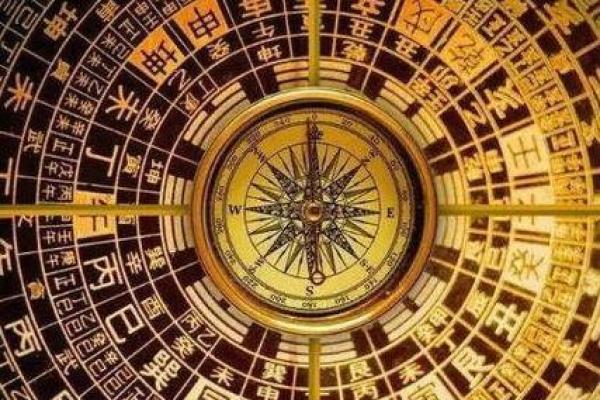 属蛇三月出生的人命星解析：探索命运与性格的奥妙