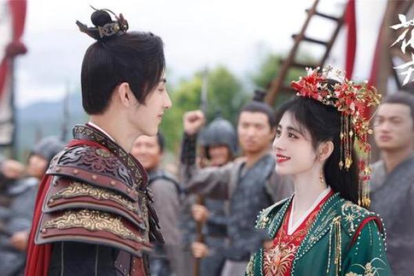 露水夫妻:男命八字中的神秘符号与情感宿命 露水夫妻:男命八字中的神秘符号与情感宿命