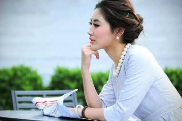 属牛女腊月十六的命运解析：探秘她们的性格与未来