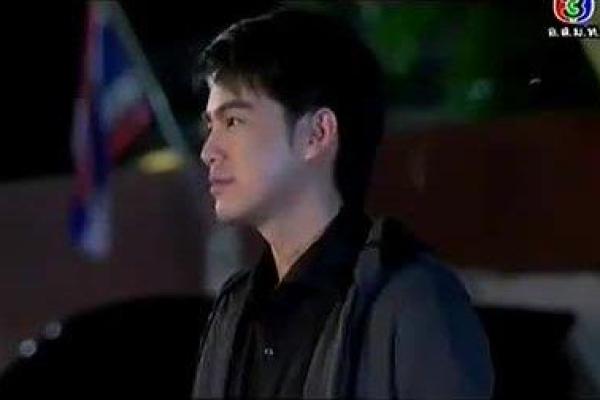 时间的流转：命运与梦想的交汇点