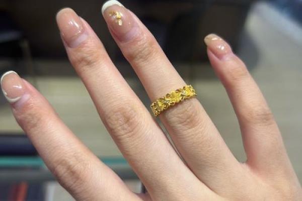 契金命之人：最佳佩戴饰品的选择与解析