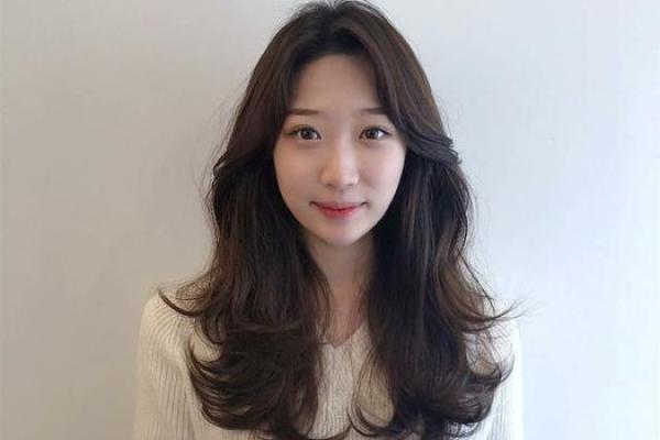 那些八字女命，爱美、爱打扮的秘密！