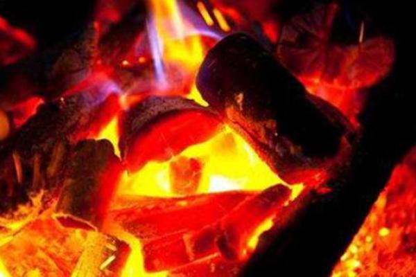 霹雳火命女孩的命名之道:引领命运的璀璨之旅 霹雳火命女孩的命名之道:引领命运的璀璨之旅