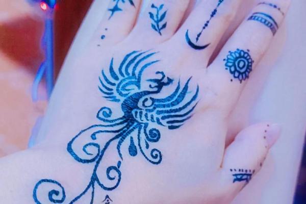 适合木命女人的纹身图案,让你的个性魅力无限绽放! 适合木命女人的纹身图案,让你的个性魅力无限绽放!