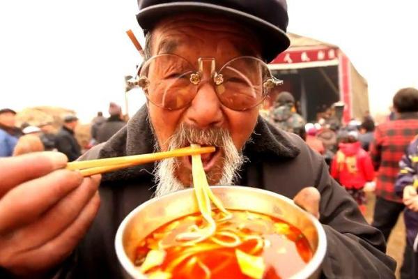 陕北结婚习俗揭秘:上头仪式背后的故事与寓意 陕北结婚习俗揭秘:上头仪式背后的故事与寓意