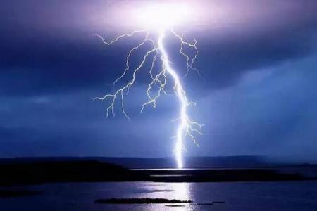 霹雳火命与其它命的克制关系探析：深度解析命理奥秘