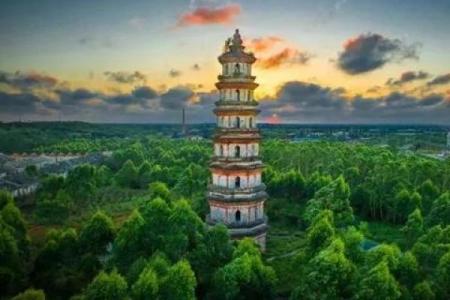 木命文昌塔的颜色选择与风水运势