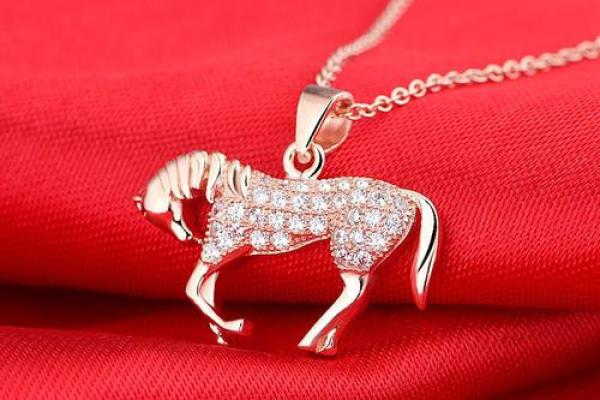 属马土命的人佩戴哪些首饰能招财? 属马土命的人佩戴哪些首饰能招财?