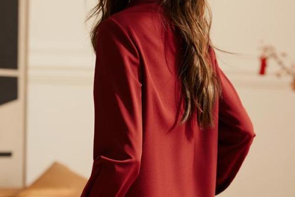 根据颜色选择你的衣服,揭示不同命运的秘密! 根据颜色选择你的衣服,揭示不同命运的秘密!