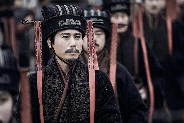 秦始皇与大臣命运的关系：权力与智慧的交织之道