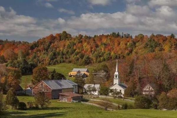 生山下火命的深层解析与生活启示