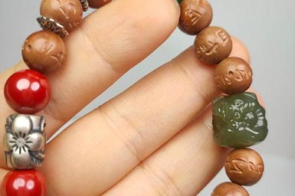 木命人适合佩戴哪些颜色珠子？探秘命理与风水的奥秘！