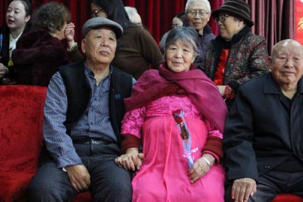 金婚命解析：不同生日在幸福长跑中的奥秘与启示