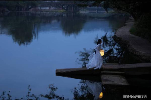 揭开命运的面纱:她为何背叛我?占卜解密心灵深处的秘密! 揭开命运的面纱:她为何背叛我?占卜解密心灵深处的秘密!