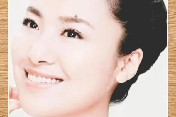 解密下巴女生的旺夫命:她们的魅力与运势 解密下巴女生的旺夫命:她们的魅力与运势