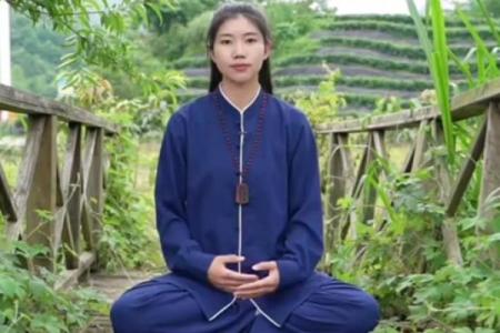 泉中水命的人适合哪些木材？探索命理与木材的完美结合