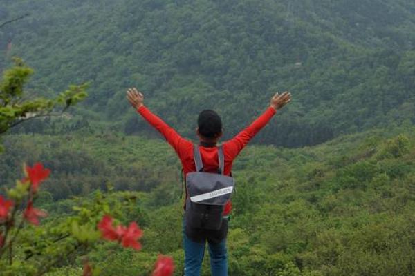 山涧水的男孩：命里缺什么？让我们一起寻找答案！