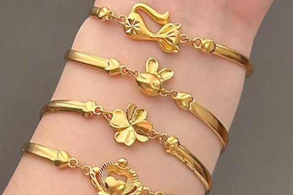 石榴木命的人适合佩戴什么手链？探索运势与提升能量的秘密！