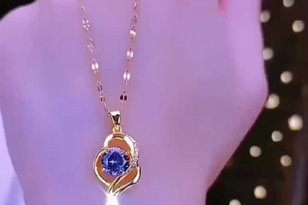 适合壬水命的首饰选择——让你的运势水波荡漾