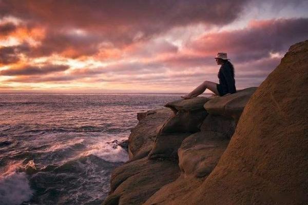 男三两七钱的命运解析:走向人生的巅峰与低谷 男三两七钱的命运解析:走向人生的巅峰与低谷