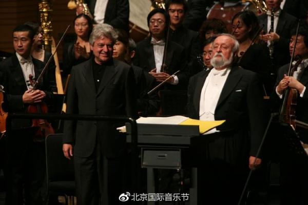 命运的交响曲：缘分与命运的深刻思考